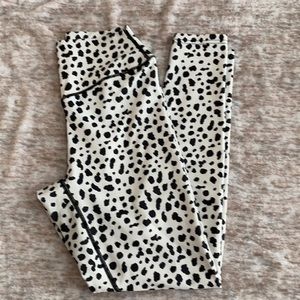 BALANCE ATHLETICA snow leopard leggings